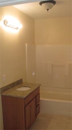 21 Pomona Road Worcester, MA 01602 - Photo 8 of 12