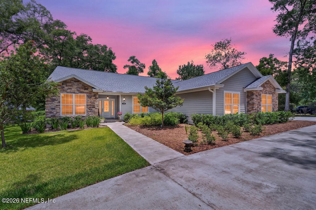 2574 Crooked Creek Point Road Middleburg, FL 32068 - Photo 1 of 51 P2193665#twilight