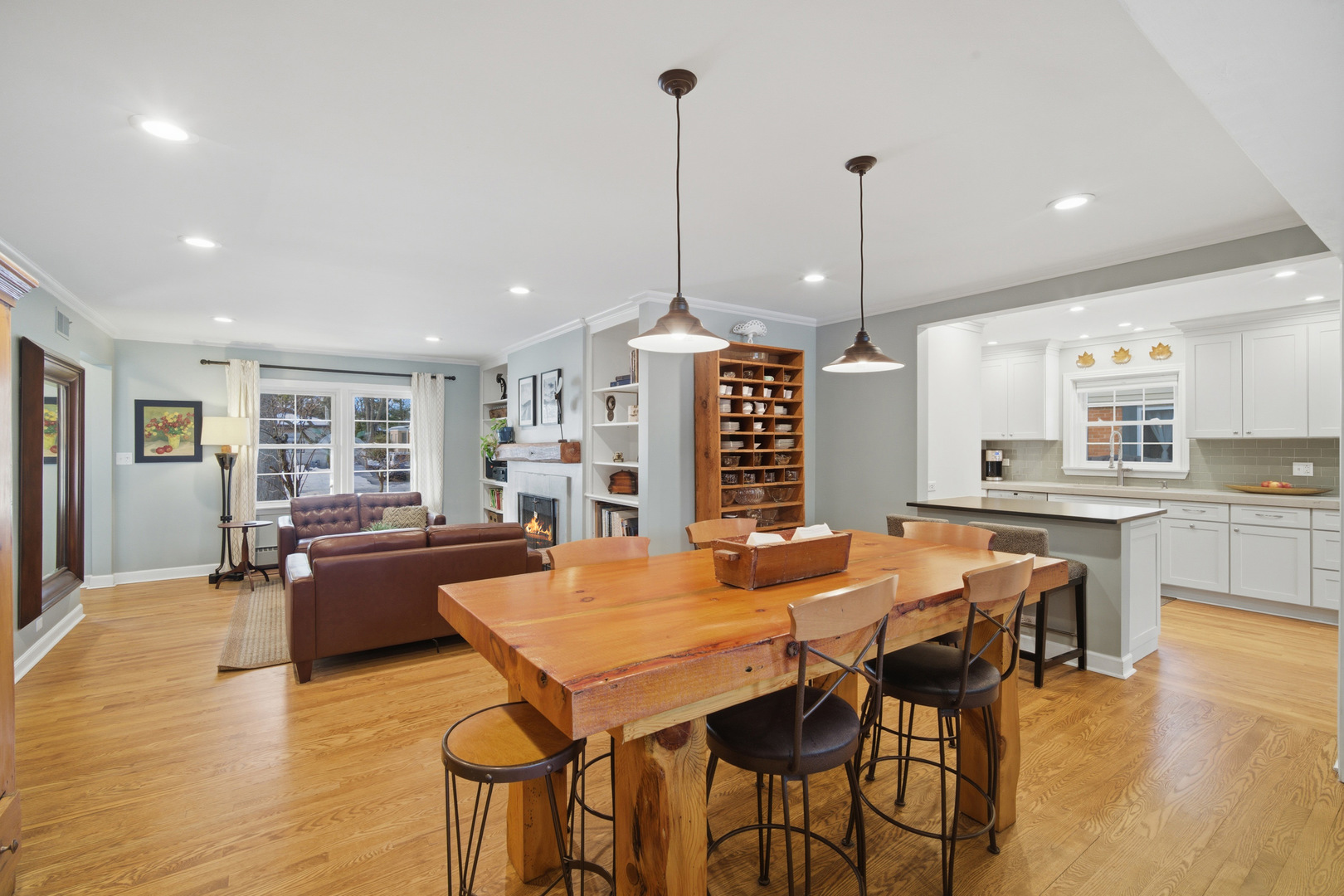 1319 Tyrell Avenue Park Ridge, IL 60068 - Photo 8 of 39