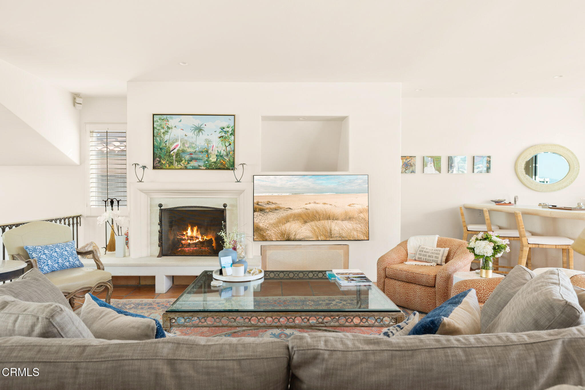 1571 Mandalay Beach Road Oxnard, CA 93035 - Photo 14 of 66 Mandalay Beach Home_Living Room_2