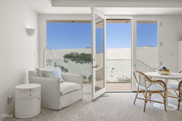 $14,000 | 1571 Mandalay Beach Road, Oxnard, CA 93035