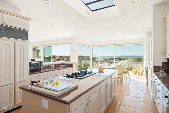 $14,000 | 1571 Mandalay Beach Road, Oxnard, CA 93035