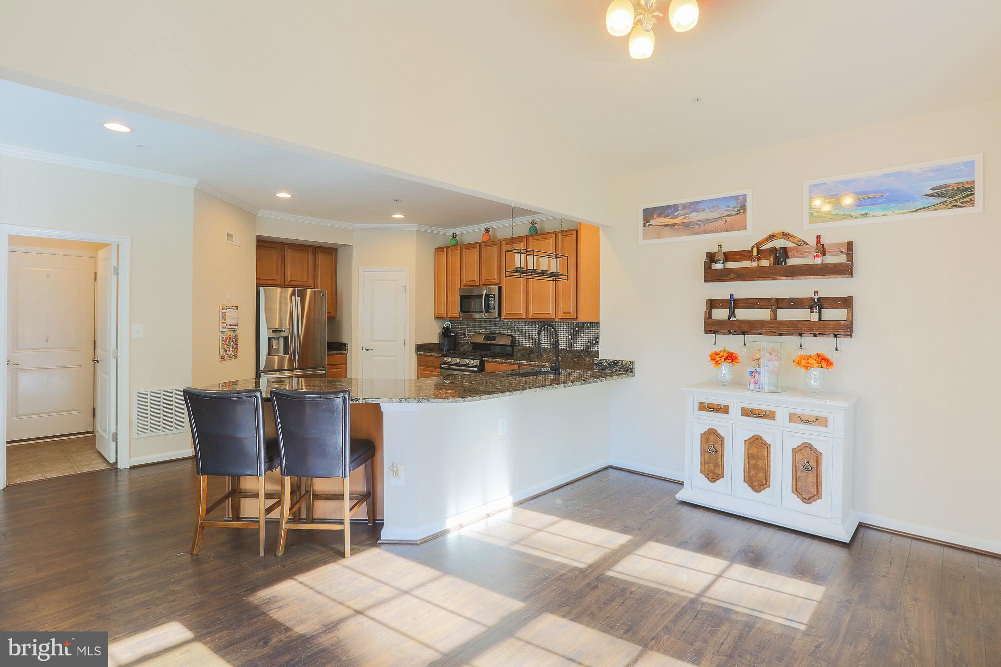 5625 Country Farm Road White Marsh, MD 21162 - Photo 14 of 30 Functional breakfast bar and morning room