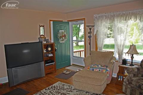 7265 Porter Road Grand Blanc, MI 48439 - Photo 5 of 14 20358882-4.JPG