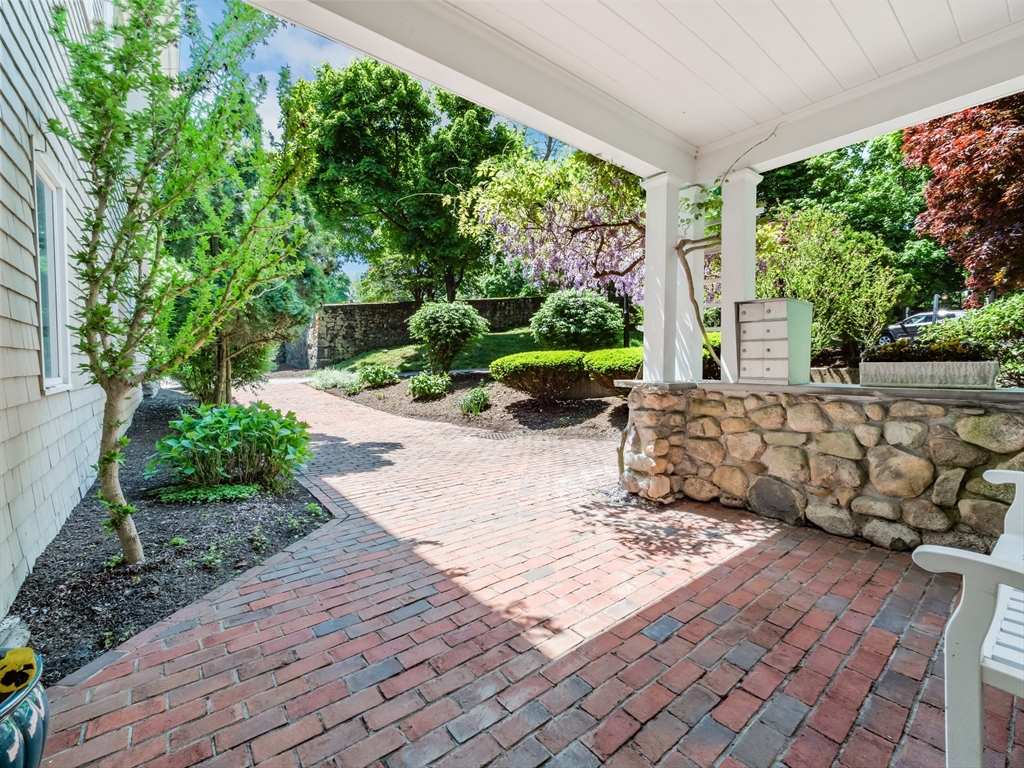 756 Jerusalem Road, Unit 1 Cohasset, MA 02025 - Photo 2 of 30