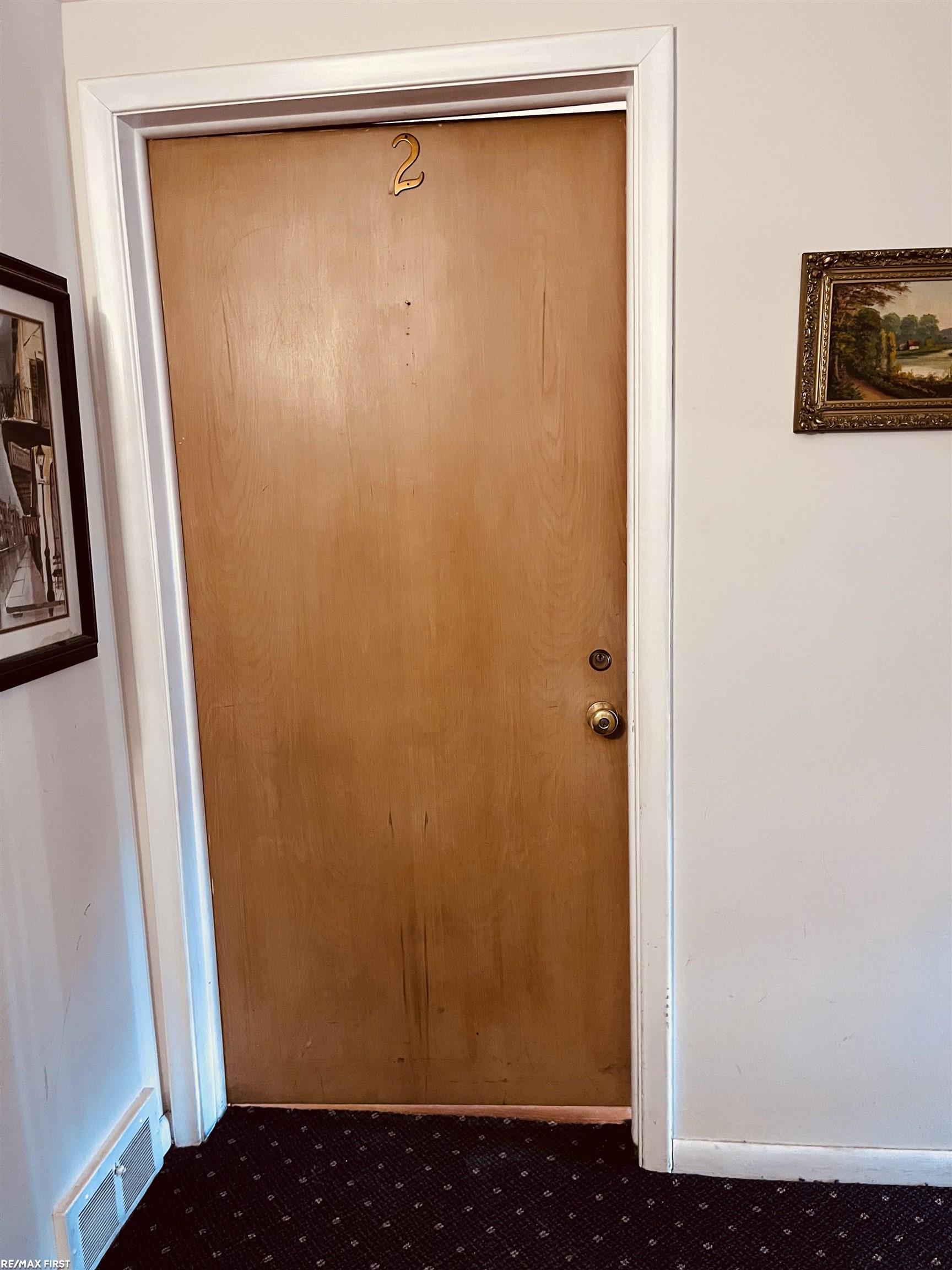 899 Neff Road, Unit 2 Grosse Pointe, MI 48230 - Photo 3 of 19