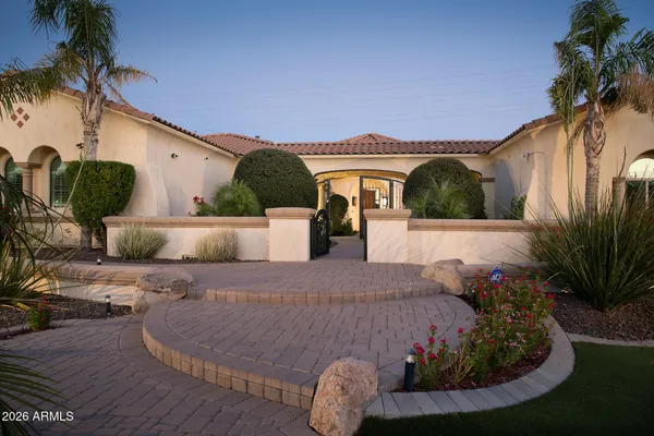 $1,995,900 | 4547 South Banning Drive, Gilbert, AZ 85297