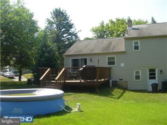 876 Aster Road Warminster, PA 18974 - Photo 11 of 11 Exterior Back