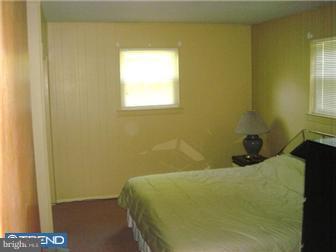 876 Aster Road Warminster, PA 18974 - Photo 6 of 11 Bedroom - Main