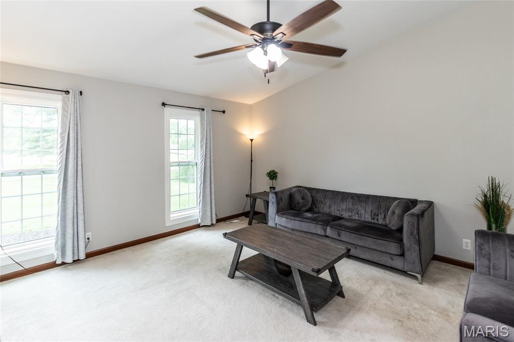 15875 Kettington Road Chesterfield, MO 63017 - Photo 16 of 62