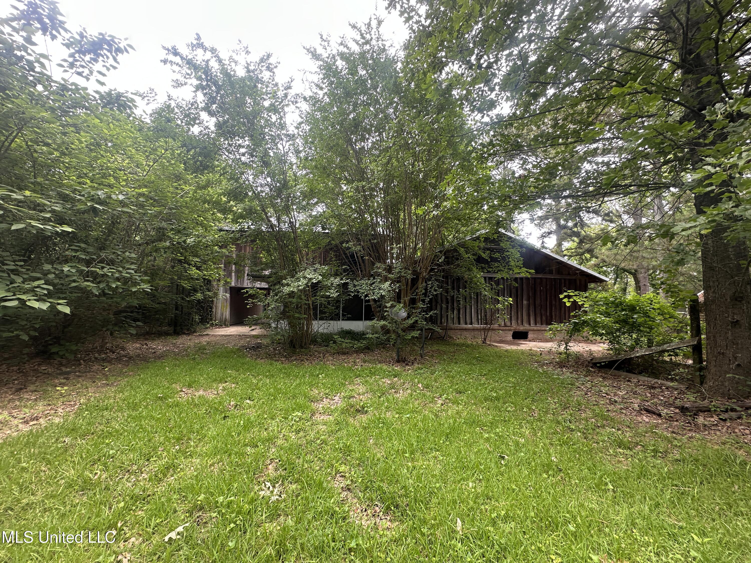 840 Ridge Road Yazoo City, MS 39194 - Photo 9 of 34 IMG_0877