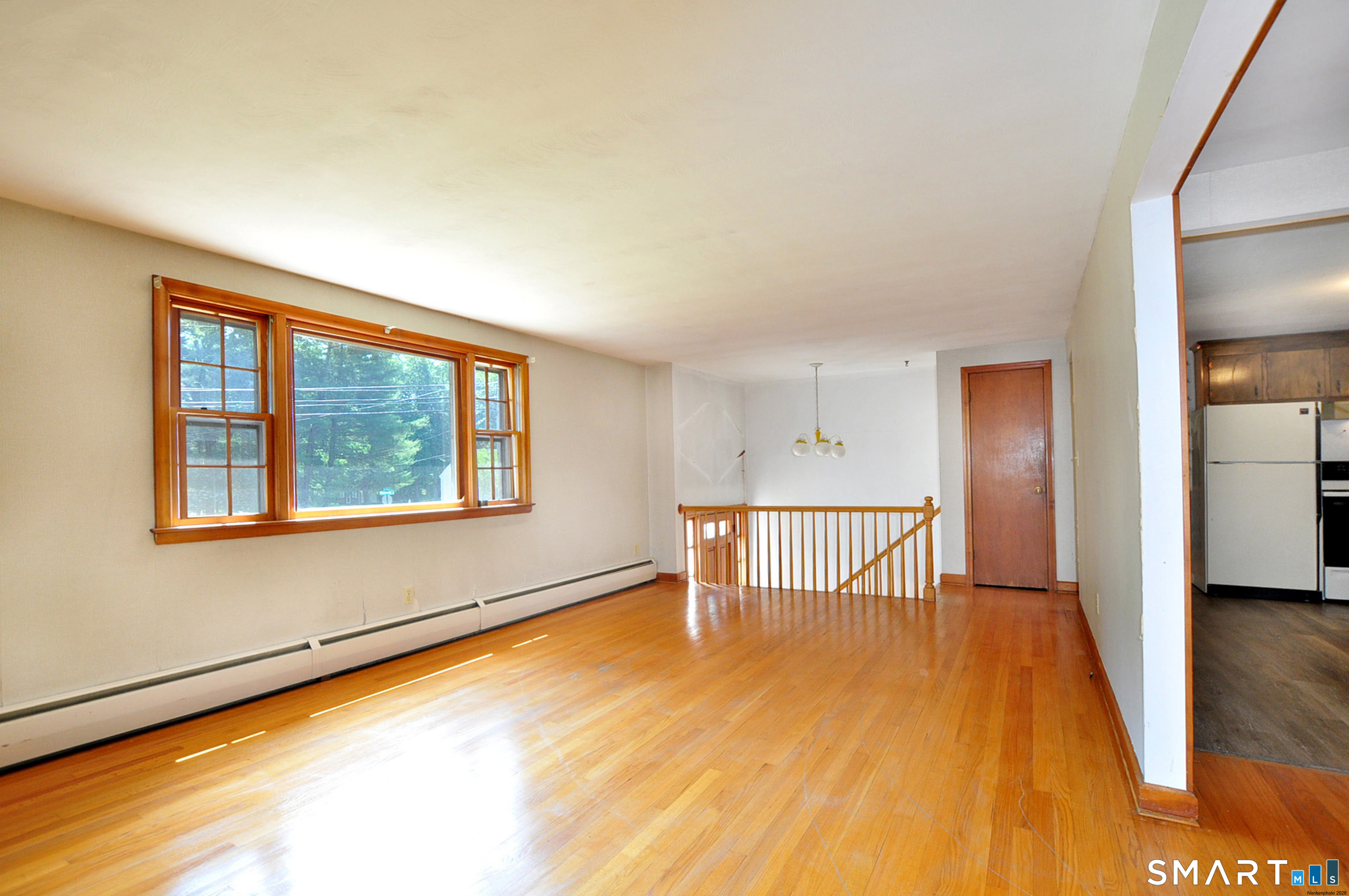 621 Kennedy Road Windsor, CT 06095 - Photo 6 of 28