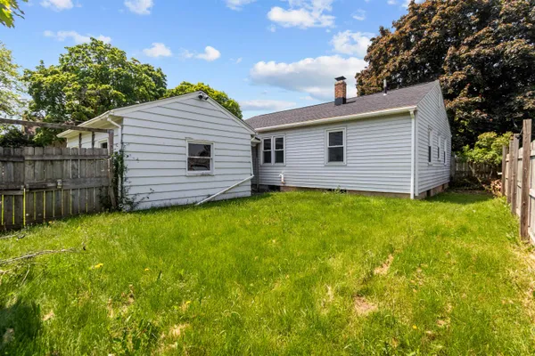 $204,900 | 510 South Madison Street, Chilton, WI 53014