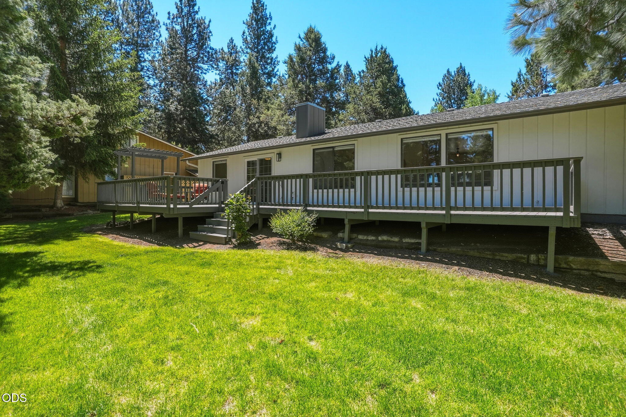 20422 Bullblock Road Bend, OR 97702 - Photo 39 of 45