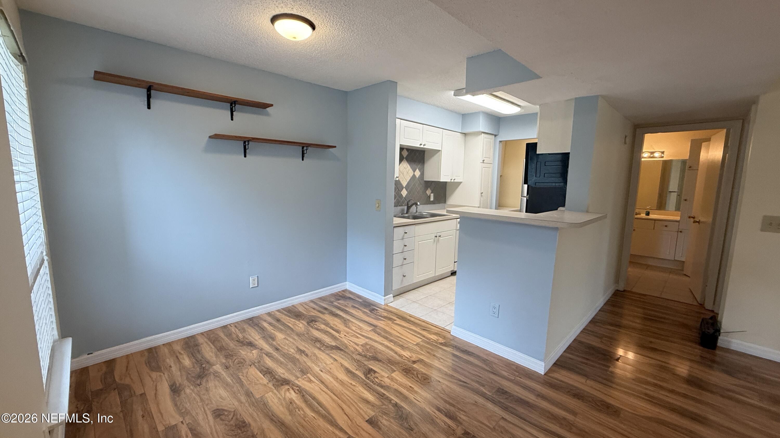 10200 Belle Rive Boulevard, Unit 267 Jacksonville, FL 32256 - Photo 5 of 30 IMG_2822