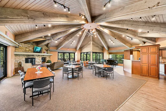 $279,900 | 509 Aurora Avenue, Unit 109, Naperville, IL 60540