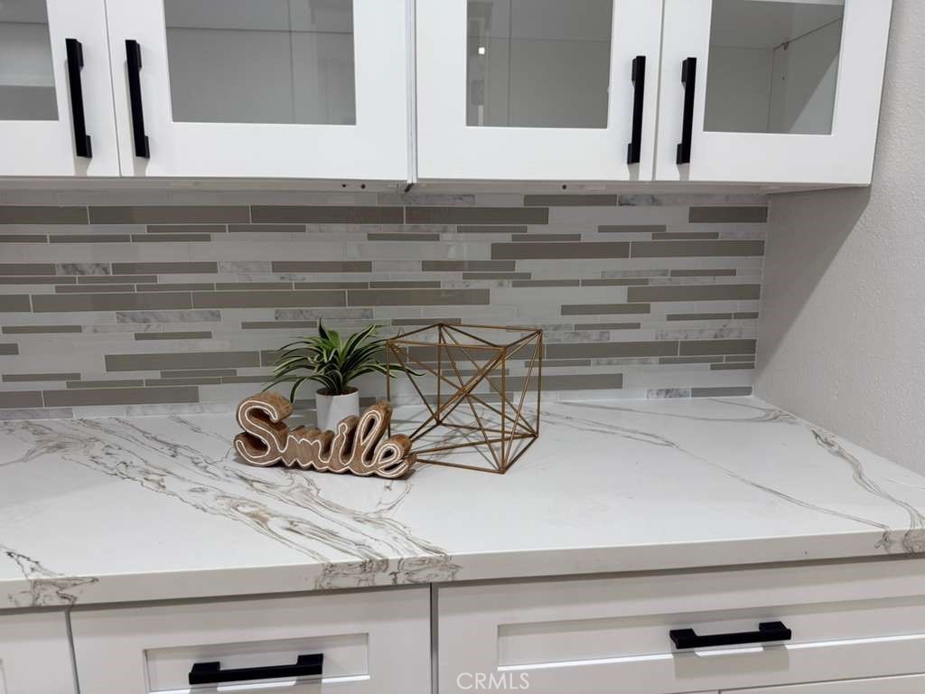 5137 Peacock Lane Riverside, CA 92505 - Photo 9 of 69 Kitchen 3