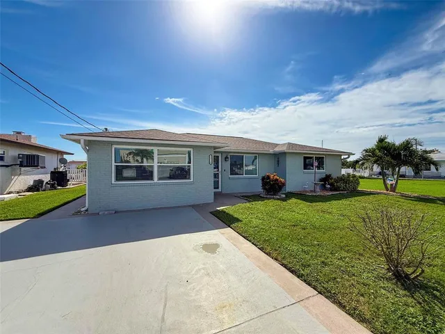 $499,000 | 13738 Victor Avenue, Hudson, FL 34667