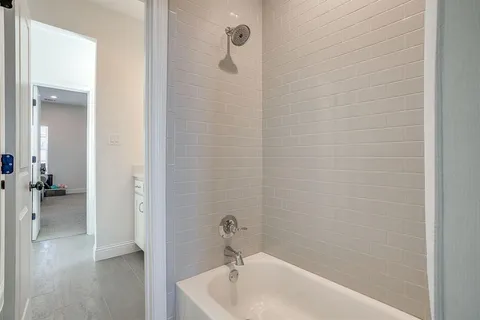 a bathroom with a tub
