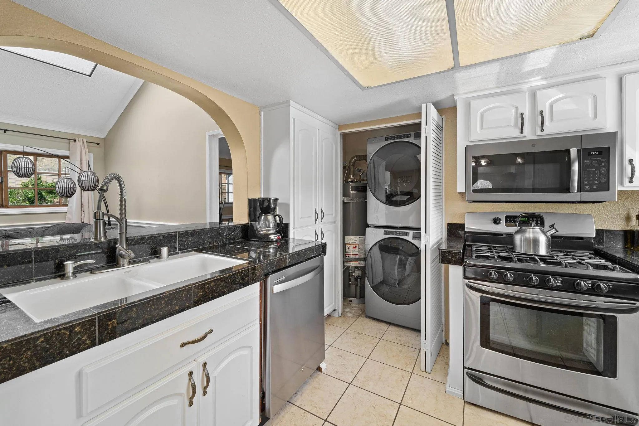 8844 Spring Canyon Drive Spring Valley, CA 91977 - Photo 14 of 30 Gallery Image 14