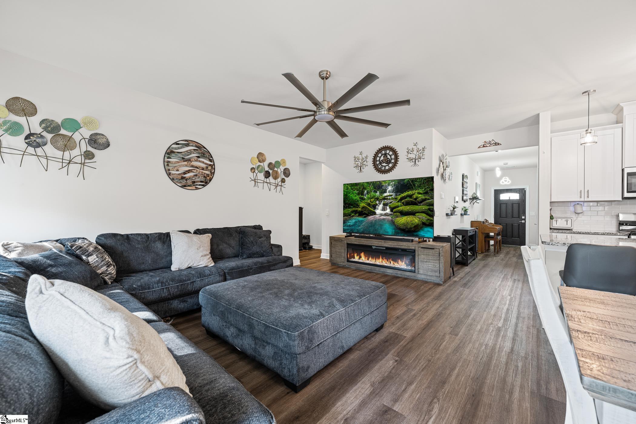 297 Lavinia Circle Duncan, SC 29334 - Photo 4 of 33