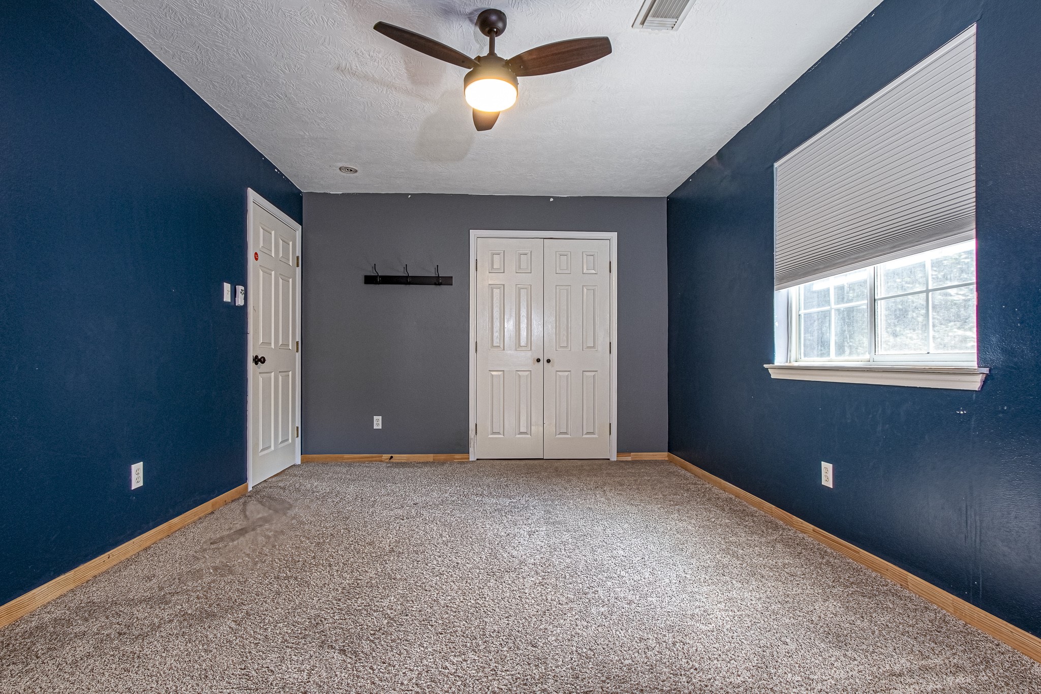 12 Quiet Wind Trinity, TX 75862 - Photo 42 of 47 a view of an empty room with a window