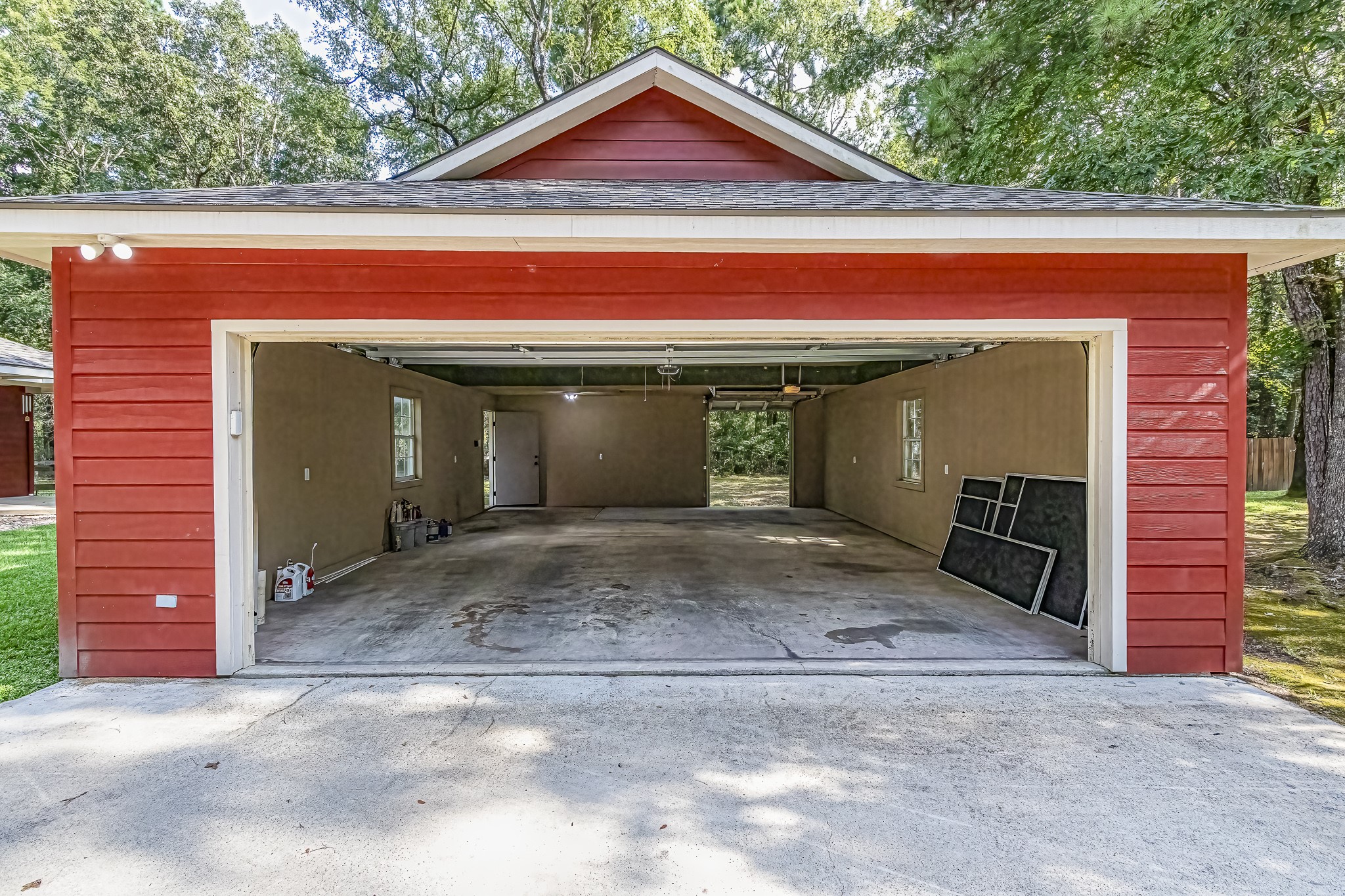 12 Quiet Wind Trinity, TX 75862 - Photo 7 of 47 a view of a house with a garage and balcony