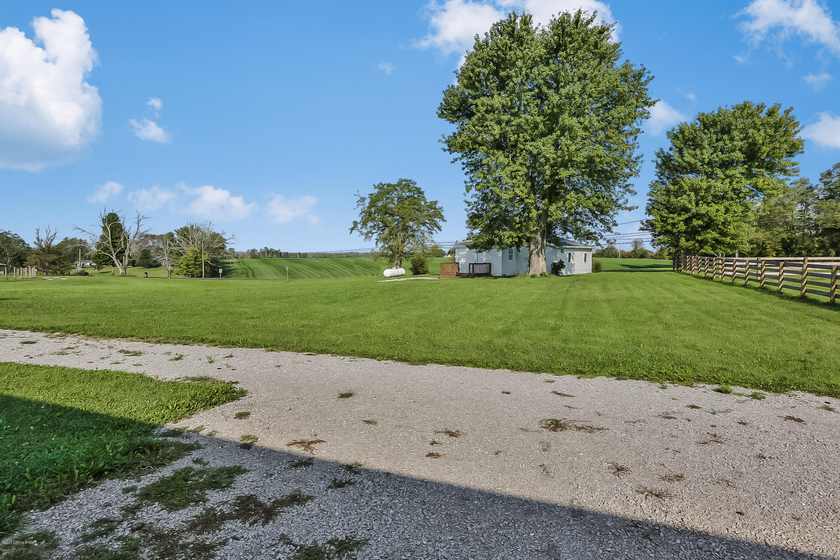 8397 Cropper Road Pleasureville, KY 40057 - Photo 16 of 19 CT6C1527
