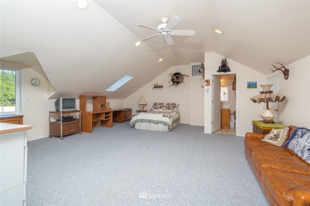 431 Elk Prairie Road Raymond, WA 98577 - Photo 16 of 25 Gallery Image 16