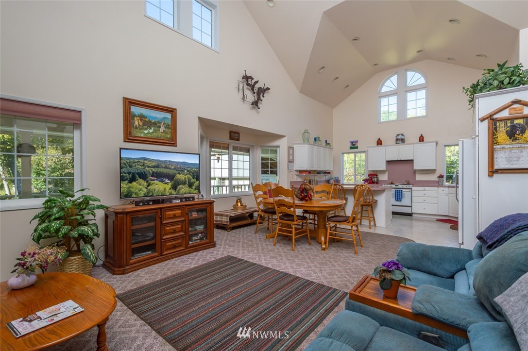 431 Elk Prairie Road Raymond, WA 98577 - Photo 8 of 25 Gallery Image 8