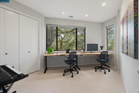 $2,850,000 | 2 Leeward Glen, Lafayette, CA 94549