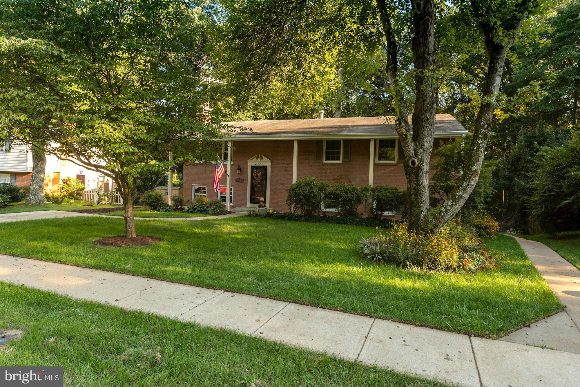 7113 Hadlow Court Springfield, VA 22152 - Photo 1 of 30 Exterior (Front)