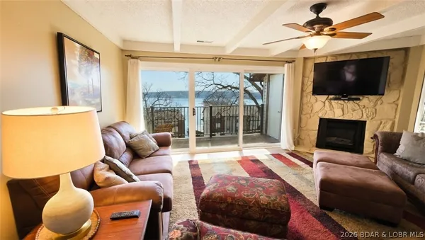 $219,900 | 117 Water's Edge Court, Unit 3A, Lake Ozark, MO 65049