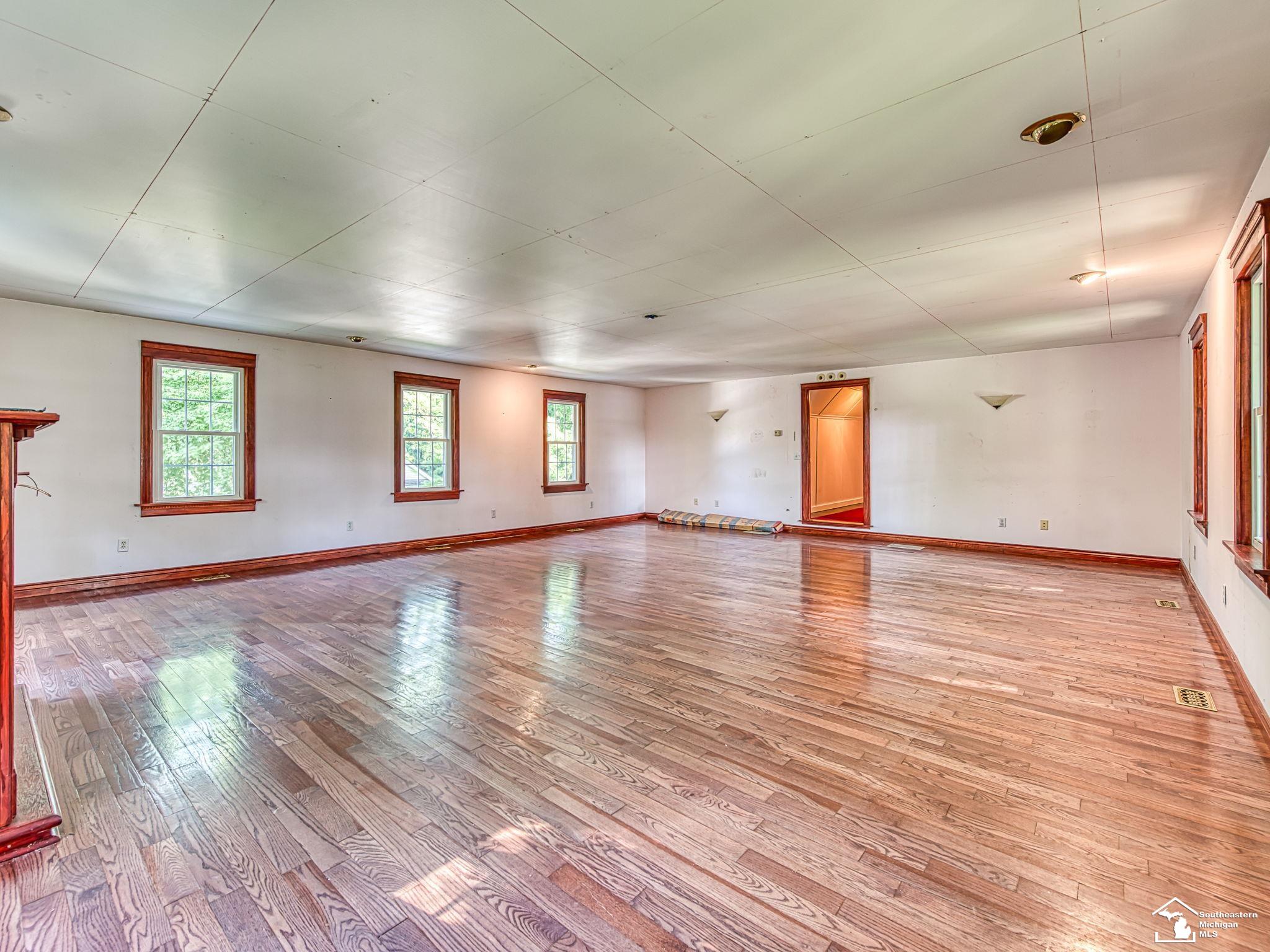 1660 West Sterns Road Temperance, MI 48182 - Photo 24 of 42