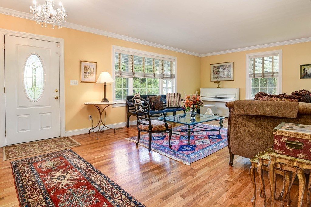 160 Maple Street, Unit 160 Needham, MA 02492 - Photo 13 of 36