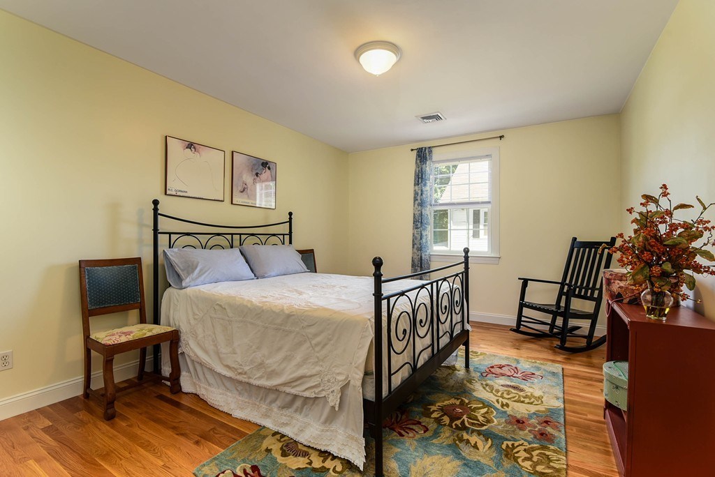 160 Maple Street, Unit 160 Needham, MA 02492 - Photo 18 of 36