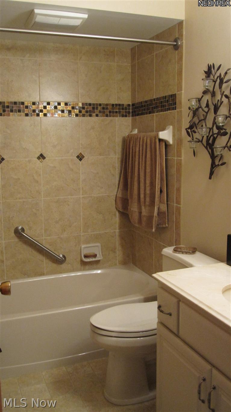 16052 Prospect Road Strongsville, OH 44149 - Photo 8 of 21 Gallery Image 8