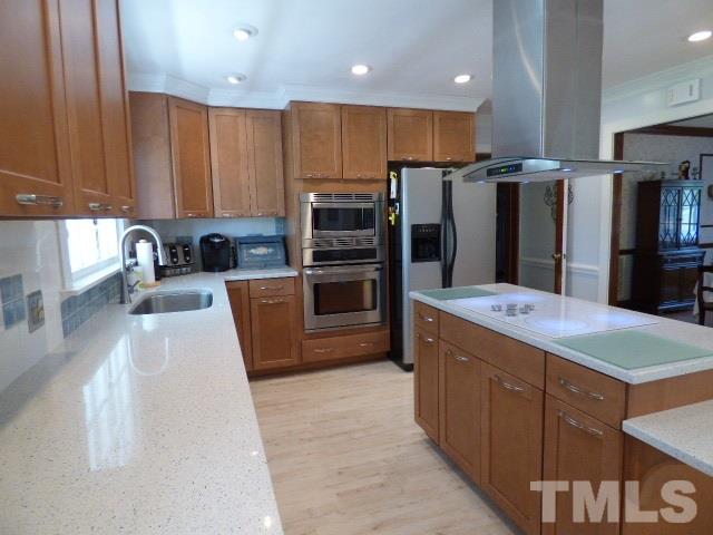 Quartz countertops and new cabinets