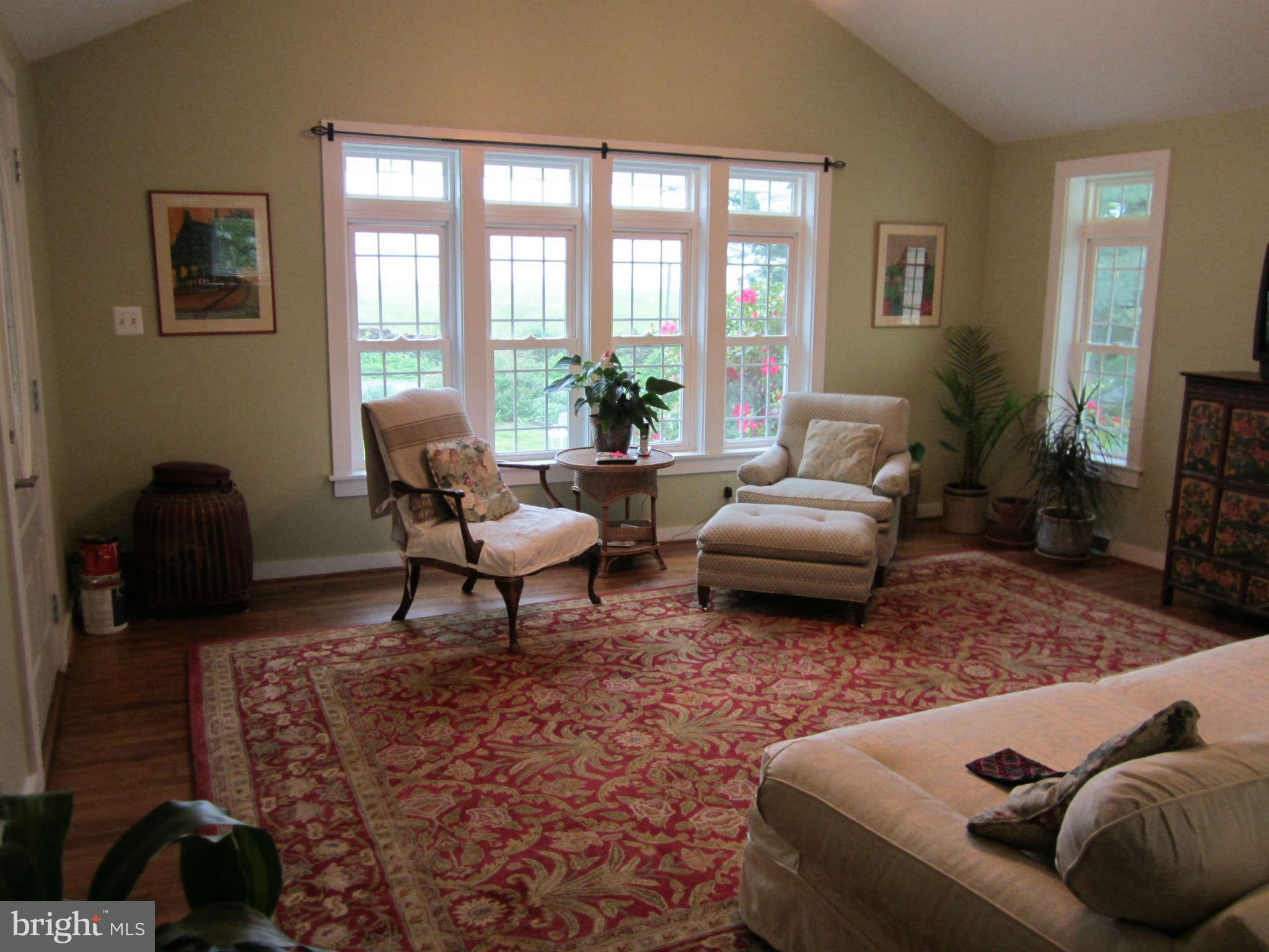 2705 Crenshaw Road Marshall, VA 20115 - Photo 25 of 26 Living Room