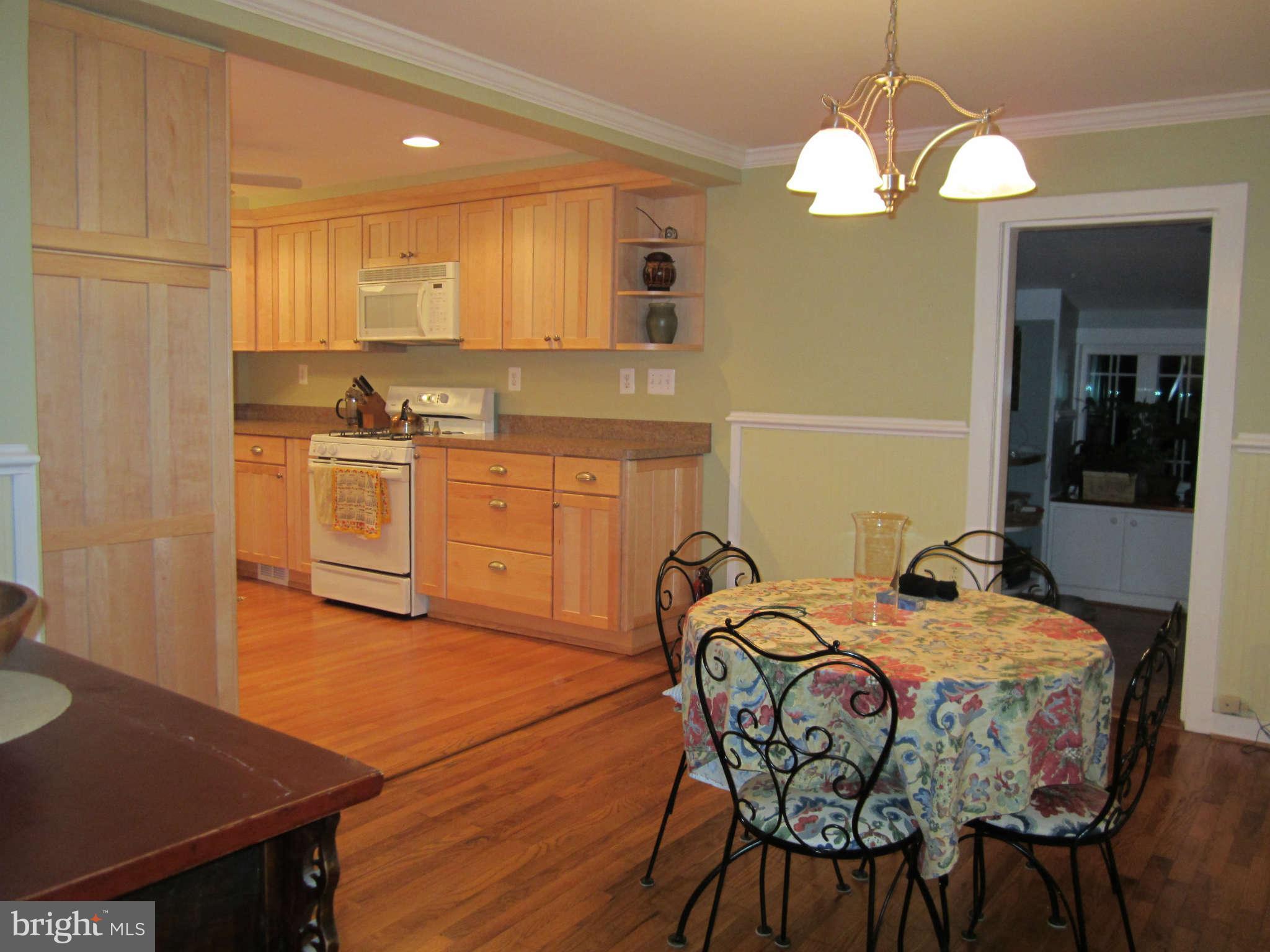 2705 Crenshaw Road Marshall, VA 20115 - Photo 8 of 26 Dining Room