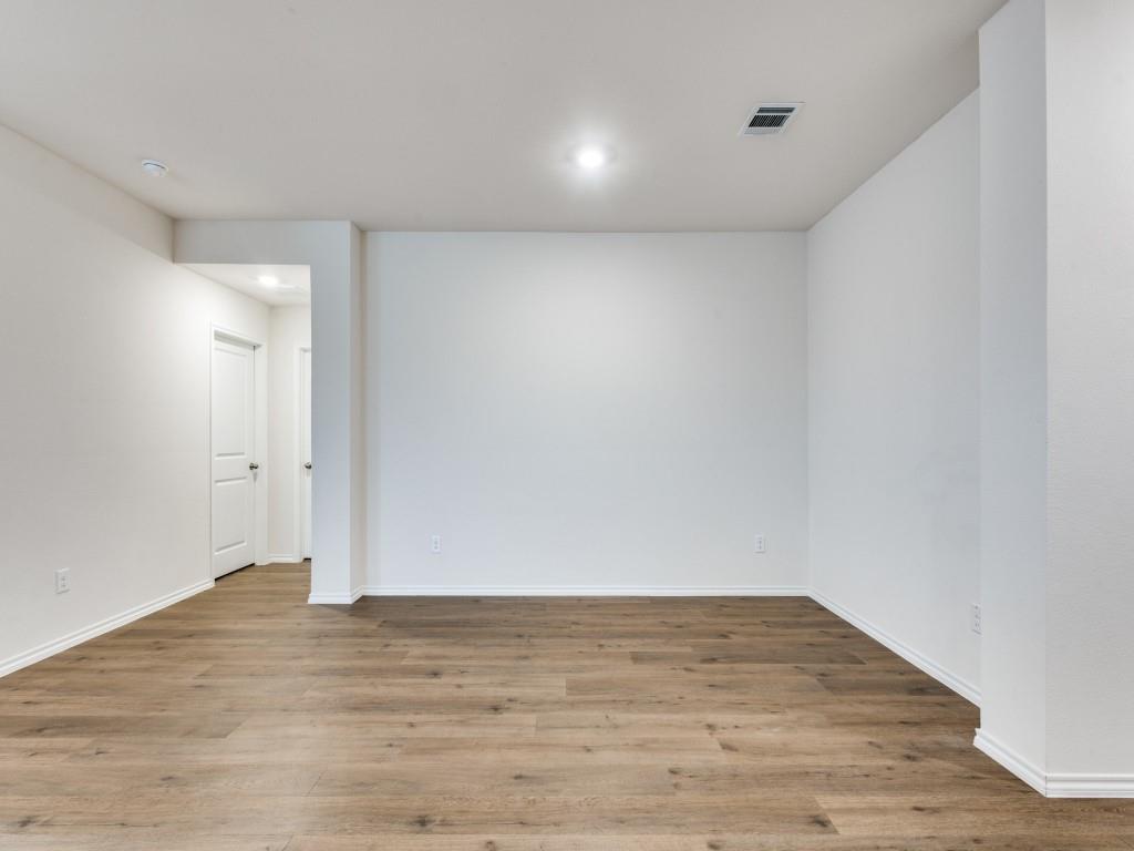 829 Primrose Lane Pilot Point, TX 76258 - Photo 20 of 37 a view of an empty room