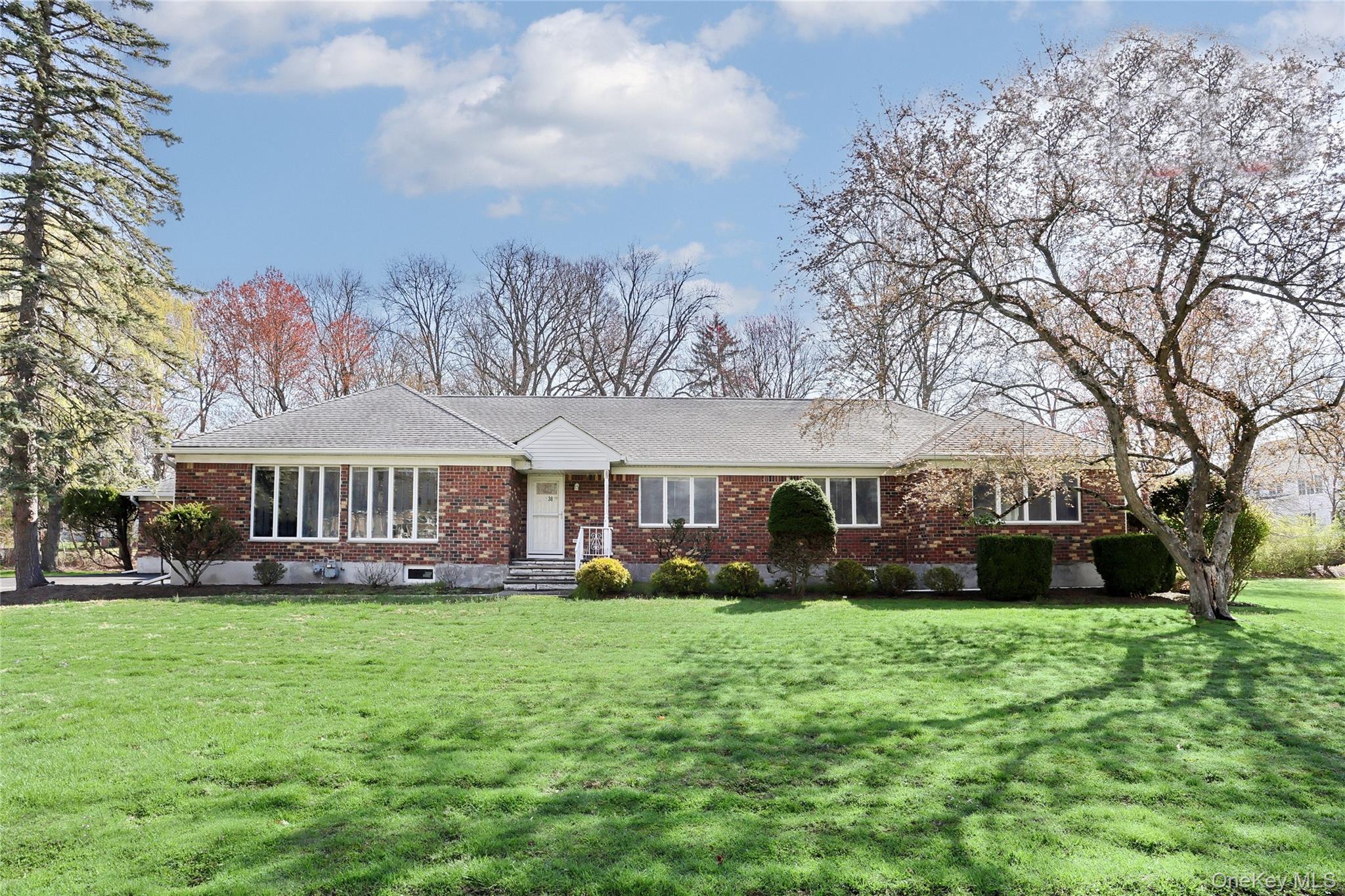 38 Manis Avenue Spring Valley, NY 10977 - Photo 2 of 40