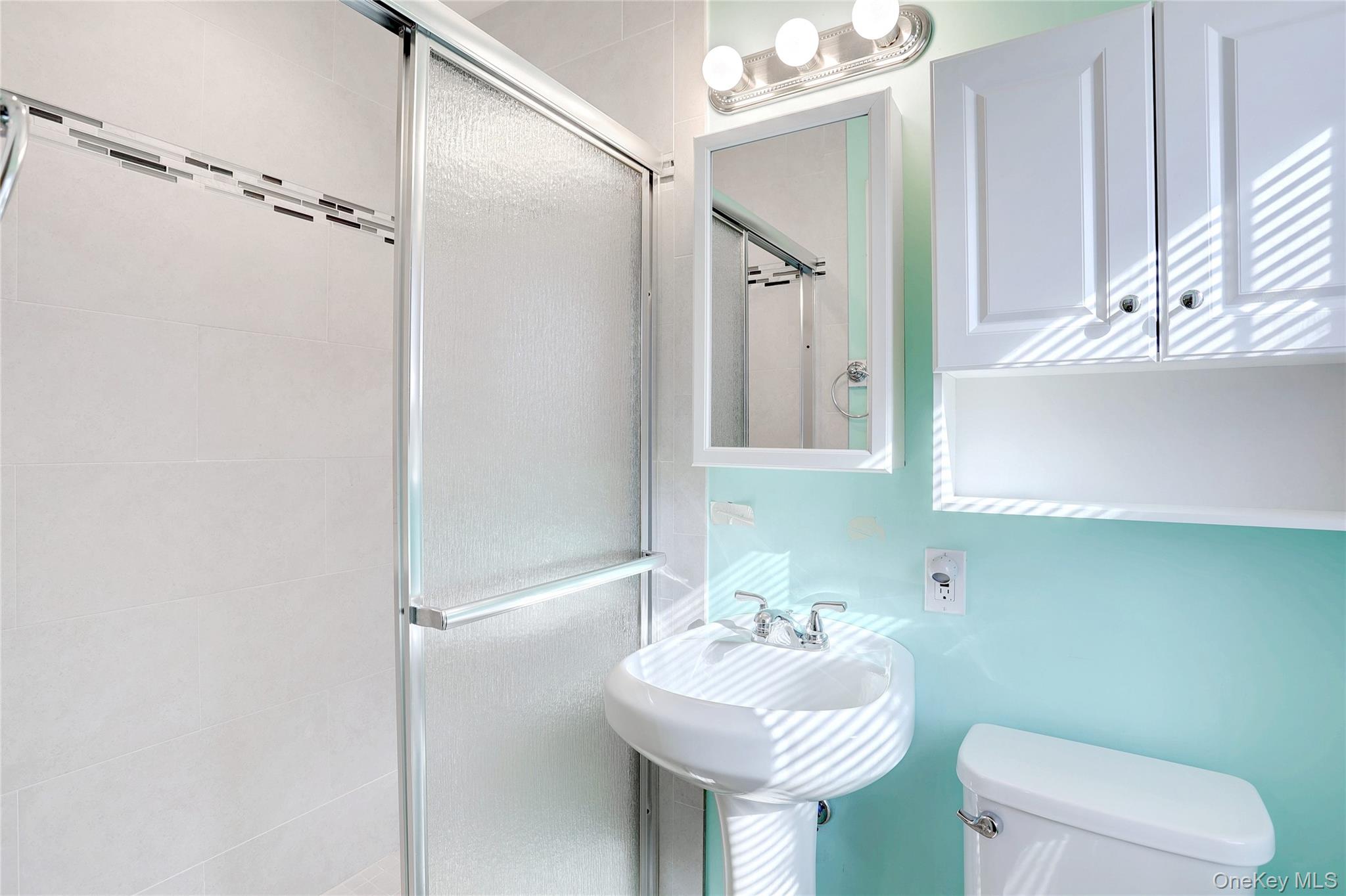 38 Manis Avenue Spring Valley, NY 10977 - Photo 25 of 40