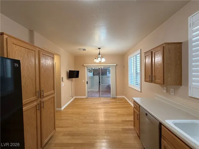 $1,950 | 10187 Sunshine Village Place, Las Vegas, NV 89183
