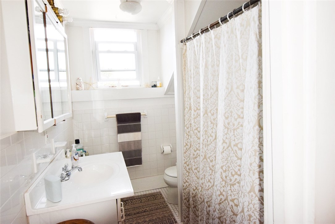 37 Connection Street, Unit 3 Newport, RI 02840 - Photo 8 of 12 Full Bath