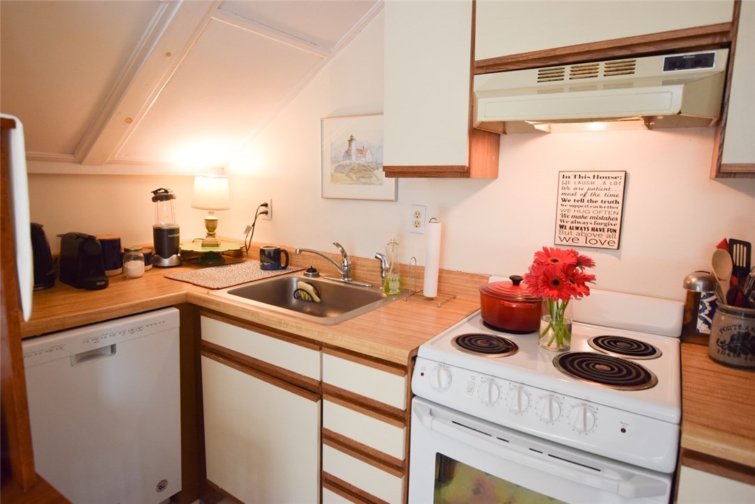 37 Connection Street, Unit 3 Newport, RI 02840 - Photo 10 of 12 Another view of Cozy Kitchen