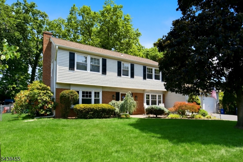 13 Abbott Road Somerset, NJ 08873 - Photo 3 of 32