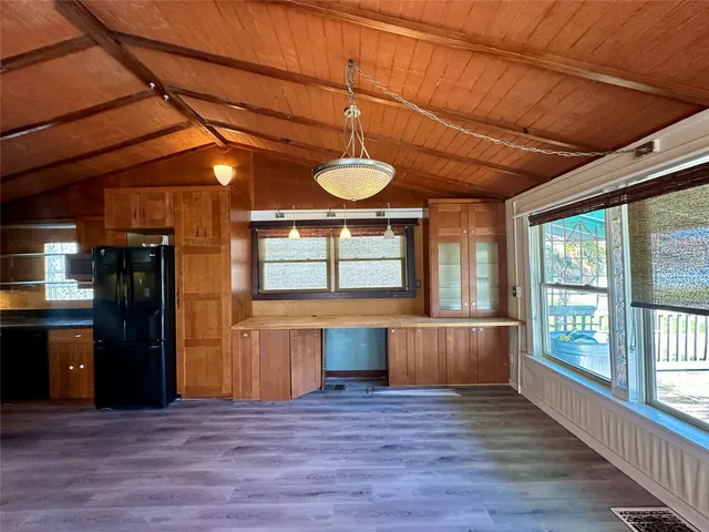 $1,700 | 354 2nd Street, San Leon, TX 77539