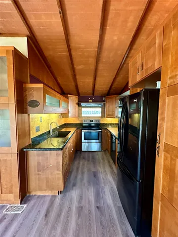 $1,700 | 354 2nd Street, San Leon, TX 77539