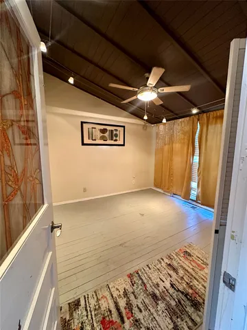 $1,700 | 354 2nd Street, San Leon, TX 77539